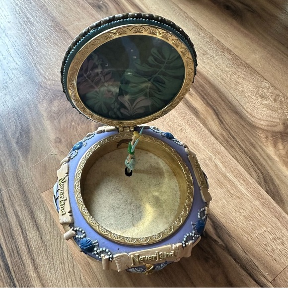 Disney Peter Pan Tinkerbell Neverland music box - Picture 3 of 6